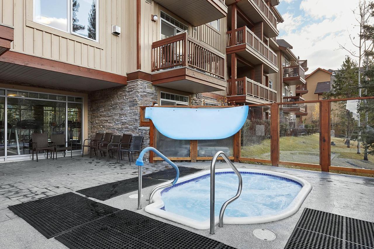 Villa Mountain View Escape With Open Hot Tub, Views!! Canmore Exterior foto